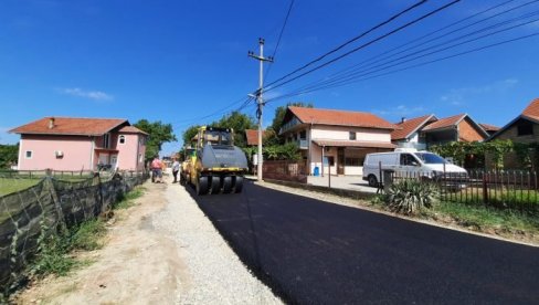 REKONSTRUKCIJA ULICA U BATAJNICI: Inicijativa za obnovu svih frekventnih saobraćajnica REKONSTRUKCIJA ULICA U BATAJNICI: Inicijativa za obnovu svih frekventnih saobraćajnica