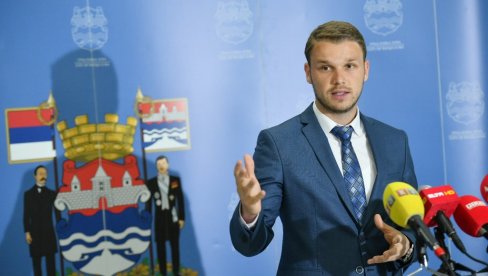 DRAŠKO STANIVUKOVIĆ IZNAD POLITIČKIH PODELA: Biću sutra uz srpski narod na mitingu u Banjaluci DRAŠKO STANIVUKOVIĆ IZNAD POLITIČKIH PODELA: Biću sutra uz srpski narod na mitingu u Banjaluci