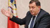 ДОДИК О НОВИМ ПОДЛОСТИМА САРАЈЕВА: Конаковић и Бећировић не говоре у име БиХ ДОДИК О НОВИМ ПОДЛОСТИМА САРАЈЕВА: Конаковић и Бећировић не говоре у име БиХ