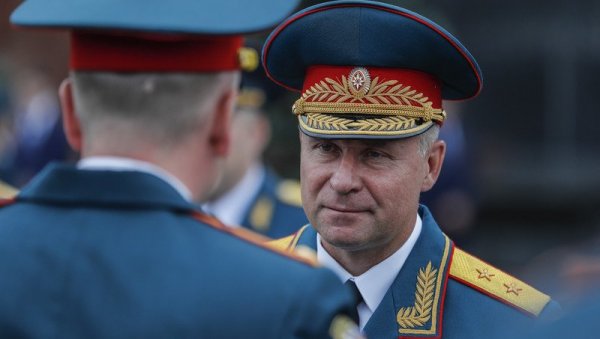 ПОГИНУО РУСКИ МИНИСТАР: Настрадао спасавајући живот човека на војним вежбама ПОГИНУО РУСКИ МИНИСТАР: Настрадао спасавајући живот човека на војним вежбама