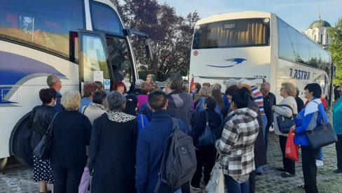 IZLETI ZA PENZIONERE: GO Lazarevac obezbedila putovanje u saradnji sa Gradom IZLETI ZA PENZIONERE: GO Lazarevac obezbedila putovanje u saradnji sa Gradom