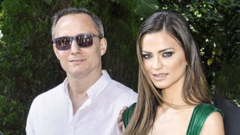 ДОК СУ СВИ ГЛЕДАЛИ ПЕВАЧИЦУ, ЈА САМ ПЛАКАЛА: Милица Павловић отворила душу о рани која не зараста ДОК СУ СВИ ГЛЕДАЛИ ПЕВАЧИЦУ, ЈА САМ ПЛАКАЛА: Милица Павловић отворила душу о рани која не зараста