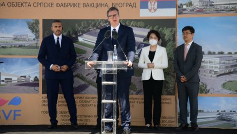 ПОЛОЖЕН КАМЕН ТЕМЕЉАЦ ЗА ФАБРИКУ ВАКЦИНА: Вучић - Ово су ствари које остају, за ово радите и живите (ФОТО / ВИДЕО) ПОЛОЖЕН КАМЕН ТЕМЕЉАЦ ЗА ФАБРИКУ ВАКЦИНА: Вучић - Ово су ствари које остају, за ово радите и живите (ФОТО / ВИДЕО)