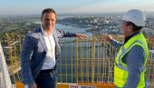 СПЕКТАКУЛАРАН ПОГЛЕД НА НАШ ГРАД: Министар Мали обишао градилиште на врху Куле Београд СПЕКТАКУЛАРАН ПОГЛЕД НА НАШ ГРАД: Министар Мали обишао градилиште на врху Куле Београд