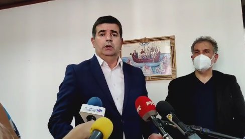 KRIZNI ŠTAB ČEKA DA SVI NEVAKCINISANI ZASUKU RUKAV: Đerlek - Uvodimo mere, ljudi ih ne poštuju - Vrtimo se u začaranom krugu! KRIZNI ŠTAB ČEKA DA SVI NEVAKCINISANI ZASUKU RUKAV: Đerlek - Uvodimo mere, ljudi ih ne poštuju - Vrtimo se u začaranom krugu!