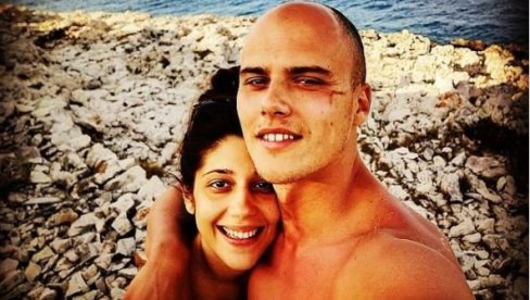 EMOTIVNA PORUKA MIODRAGA NJEGOVOJ OLJKI: Dan nakon venčanja glumačkog para oglasio se Miodrag na Instagramu (FOTO) EMOTIVNA PORUKA MIODRAGA NJEGOVOJ OLJKI: Dan nakon venčanja glumačkog para oglasio se Miodrag na Instagramu (FOTO)