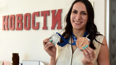 ODBOJKA MI DALA NADU U BOLJI ŽIVOT Trofejna blokerka Milena Rašić oprostila se od dresa Srbije ODBOJKA MI DALA NADU U BOLJI ŽIVOT Trofejna blokerka Milena Rašić oprostila se od dresa Srbije