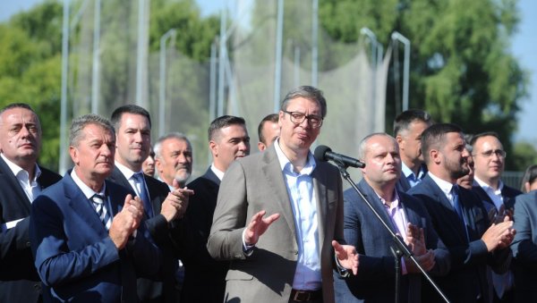 ВУЧИЋ О НАПАДИМА МЕДИЈА ИЗ РЕГИОНА: Они говоре о мојим изјавама, а ја о њиховим делима! ВУЧИЋ О НАПАДИМА МЕДИЈА ИЗ РЕГИОНА: Они говоре о мојим изјавама, а ја о њиховим делима!