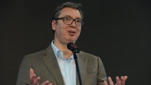 SUTRA U 12 ČASOVA: Vučić se sastaje sa predsedništvom Srpske liste SUTRA U 12 ČASOVA: Vučić se sastaje sa predsedništvom Srpske liste