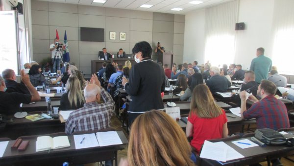 ТЕЛИМА ЋЕ ДА ШТИТЕ ЛИТИЈУМ: Прањанци спремни да зауставе ископ метала ТЕЛИМА ЋЕ ДА ШТИТЕ ЛИТИЈУМ: Прањанци спремни да зауставе ископ метала