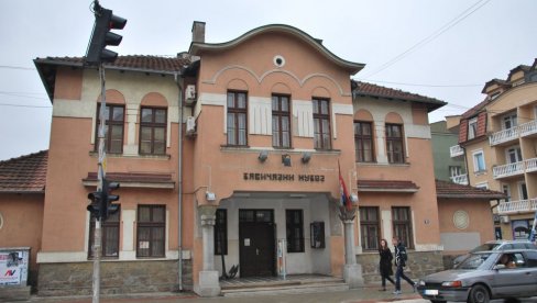 “SVAKODNEVICA I NIJE“: Izložba u Zavičajnom muzeju u Jagodini “SVAKODNEVICA I NIJE“: Izložba u Zavičajnom muzeju u Jagodini