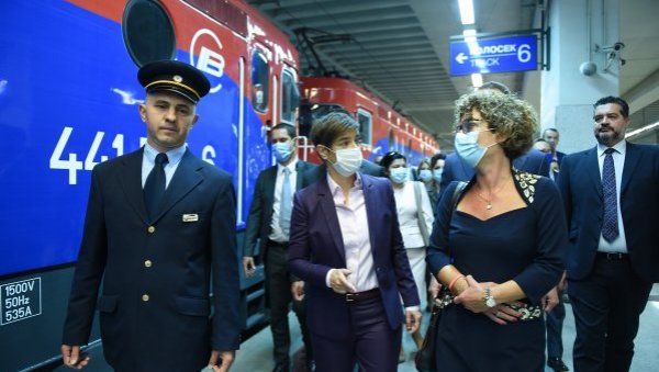 БРНАБИЋ: У плану железнички пројекти од шест милијарди евра БРНАБИЋ: У плану железнички пројекти од шест милијарди евра