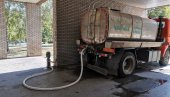 НАКОН ХАВАРИЈЕ У КРУШЕВЦУ: У Општој болници раде само хитне операције - Обезбеђене цистерне за Ковид болницу НАКОН ХАВАРИЈЕ У КРУШЕВЦУ: У Општој болници раде само хитне операције - Обезбеђене цистерне за Ковид болницу