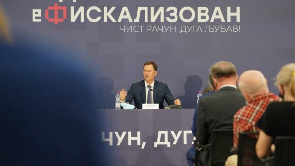 ПРЕДСТАВЉЕН НОВИ МОДЕЛ ФИСКАЛИЗАЦИЈЕ Мали: Сваки порески обвезник моћи да се пријави ако жели да прими субвенцију Владе Србије ПРЕДСТАВЉЕН НОВИ МОДЕЛ ФИСКАЛИЗАЦИЈЕ Мали: Сваки порески обвезник моћи да се пријави ако жели да прими субвенцију Владе Србије
