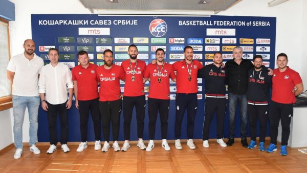 ДОНЕЛИ 11. МЕДАЉУ: Свечани пријем у Кући кошарке за нове-старе прваке Европе у баскету 3-на-3 ДОНЕЛИ 11. МЕДАЉУ: Свечани пријем у Кући кошарке за нове-старе прваке Европе у баскету 3-на-3