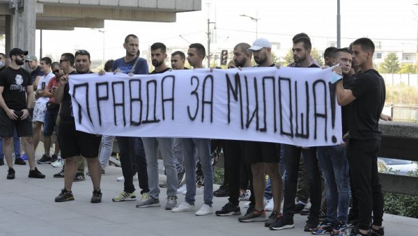 УБИО ЈЕ МИЛОША ИЗ ЧИСТЕ ОБЕСТИ: Судија образложила зашто је Неђељко Ђуровић осуђен на 30 а не на 40 година УБИО ЈЕ МИЛОША ИЗ ЧИСТЕ ОБЕСТИ: Судија образложила зашто је Неђељко Ђуровић осуђен на 30 а не на 40 година