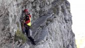 NAKON VIŠE OD 12 SATI USPEŠNO OKONČANA AKCIJA NA DURMITORU: Državljanka Slovenije nepovređena stigla na Žabljak (FOTO)