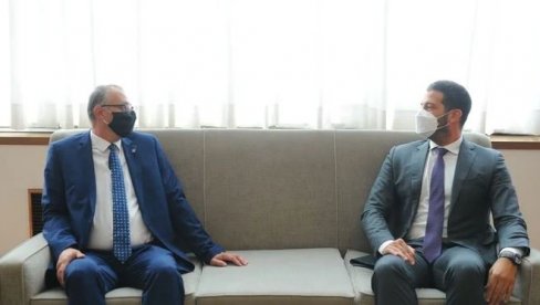 ODLIČNOM SARADNJOM DO VRHUNSKIH REZULTATA: Ministar Udovičić sa čelnim ljudima evropskog i svetskog badmintona ODLIČNOM SARADNJOM DO VRHUNSKIH REZULTATA: Ministar Udovičić sa čelnim ljudima evropskog i svetskog badmintona
