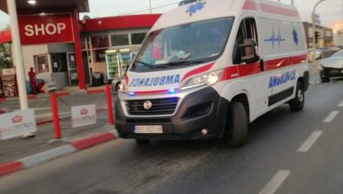 SAOBRAĆAJNA NESREĆA U VIŠNJIČKOJ ULICI: U udesu povređene dve osobe! SAOBRAĆAJNA NESREĆA U VIŠNJIČKOJ ULICI: U udesu povređene dve osobe!