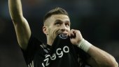 AJAKS SPAKOVAO DEVET KAMBURU: Tadić dva puta asistirao, upisao se i u strelce AJAKS SPAKOVAO DEVET KAMBURU: Tadić dva puta asistirao, upisao se i u strelce