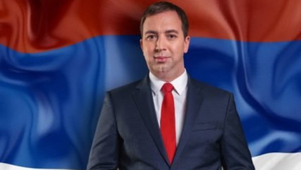 ПОДРШКА ПРАВОСЛАВНОЈ ГИМНАЗИЈИ У ЗАГРЕБУ: Донација рачунара за ученике ПОДРШКА ПРАВОСЛАВНОЈ ГИМНАЗИЈИ У ЗАГРЕБУ: Донација рачунара за ученике