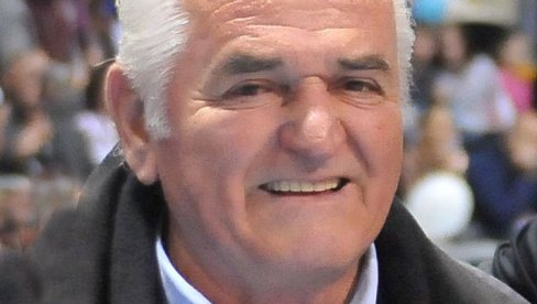 ЛЕГЕНДИ У ЧАСТ: Меморијални одбојкашки турнир Душан Бошковић ЛЕГЕНДИ У ЧАСТ: Меморијални одбојкашки турнир Душан Бошковић
