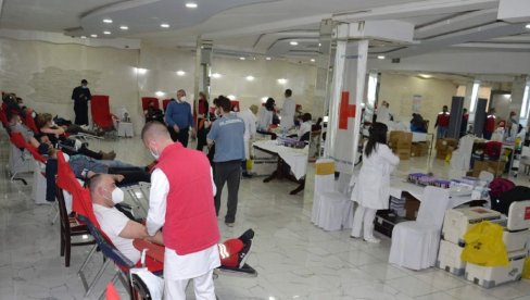 NEDOSTAJU NULTA I A KRVNA GRUPA: Apel dobrovoljnim davaocima da se odazovu