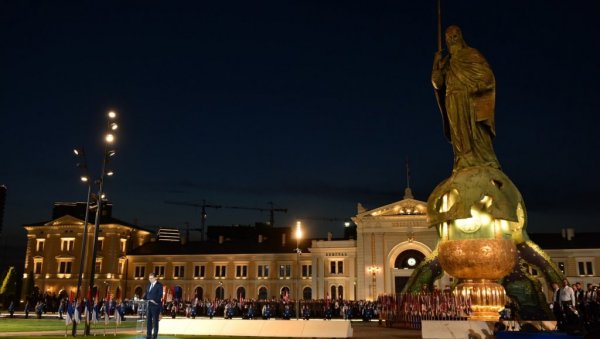 ТОГ 15. СЕПТЕМБРА ЈЕДИНИ ПЛАН ЈЕ БИЛА СЛОБОДА: Вучић објаснио зашто је Србија изабрала овај датум за Дан српског јединства ТОГ 15. СЕПТЕМБРА ЈЕДИНИ ПЛАН ЈЕ БИЛА СЛОБОДА: Вучић објаснио зашто је Србија изабрала овај датум за Дан српског јединства