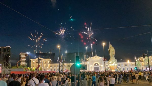 ЖИВЕЛА СРБИЈА! Дан српског јединства у сликама (ВИДЕО) ЖИВЕЛА СРБИЈА! Дан српског јединства у сликама (ВИДЕО)