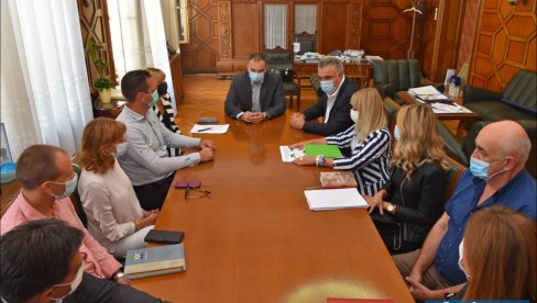 PRIMER ZA EFIKASNOST: Zrenjaninski katastar najbolji u Srbiji PRIMER ZA EFIKASNOST: Zrenjaninski katastar najbolji u Srbiji