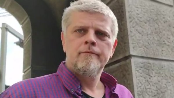 ГАГА АНТОНИЈЕВИЋ НИЈЕ ПРОВОЦИРАО БЈЕЛОГРЛИЋА: Писац Владимир Кецмановић је кључни сведок, ево шта је данас рекао у тужилаштву ГАГА АНТОНИЈЕВИЋ НИЈЕ ПРОВОЦИРАО БЈЕЛОГРЛИЋА: Писац Владимир Кецмановић је кључни сведок, ево шта је данас рекао у тужилаштву
