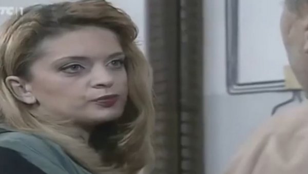 ПАМТИМО ЈЕ КАО ЗАЗУ ИЗ СРЕЋНИХ ЉУДИ: Овако сада изгледа Катарина Вићентијевић (ФОТО) ПАМТИМО ЈЕ КАО ЗАЗУ ИЗ СРЕЋНИХ ЉУДИ: Овако сада изгледа Катарина Вићентијевић (ФОТО)