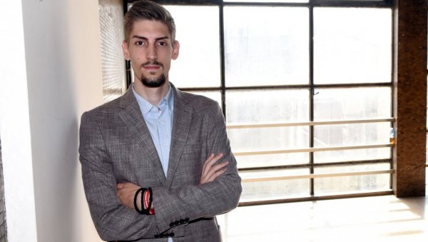 НАШ ИГОР МЕЂУ 50 НАЈБОЉИХ СТУДЕНАТА СВЕТА: Да ли ће бити у топ 10, знаће се крајем септембра НАШ ИГОР МЕЂУ 50 НАЈБОЉИХ СТУДЕНАТА СВЕТА: Да ли ће бити у топ 10, знаће се крајем септембра