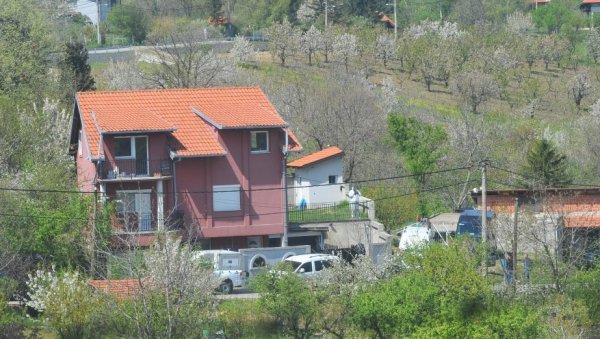 НОВОСТИ САЗНАЈУ – БЕЛИВУКОВОЈ ГРУПИ НА ТЕРЕТ ЈОШ ДВА УБИСТВА? Неке од жртава наводно су биле блиске са ликвидираним Лазаром Вукићевићем НОВОСТИ САЗНАЈУ – БЕЛИВУКОВОЈ ГРУПИ НА ТЕРЕТ ЈОШ ДВА УБИСТВА? Неке од жртава наводно су биле блиске са ликвидираним Лазаром Вукићевићем