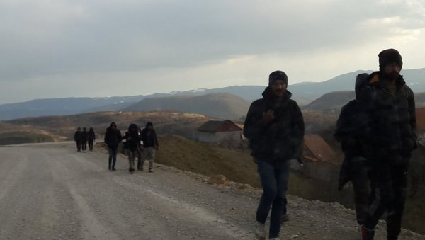 ТРАГЕДИЈА У ПОЉСКОЈ: Три мигранта мртва, деветоро хоспитализовано ТРАГЕДИЈА У ПОЉСКОЈ: Три мигранта мртва, деветоро хоспитализовано