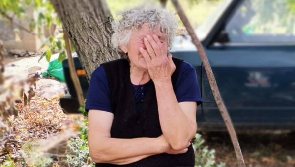АЛЕКСАНДАР (17) ПОЗАЈМИО МОТОР И ПОГИНУО Бака неутешна: Рекао да иде по девојку и да купи прстен (ФОТО) АЛЕКСАНДАР (17) ПОЗАЈМИО МОТОР И ПОГИНУО Бака неутешна: Рекао да иде по девојку и да купи прстен (ФОТО)