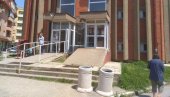 MASOVNA IMUNIZACIJA BEZ ZAKAZIVANJA: Vakcinisanje u Medicini rada od 8 do 19 sati MASOVNA IMUNIZACIJA BEZ ZAKAZIVANJA: Vakcinisanje u Medicini rada od 8 do 19 sati