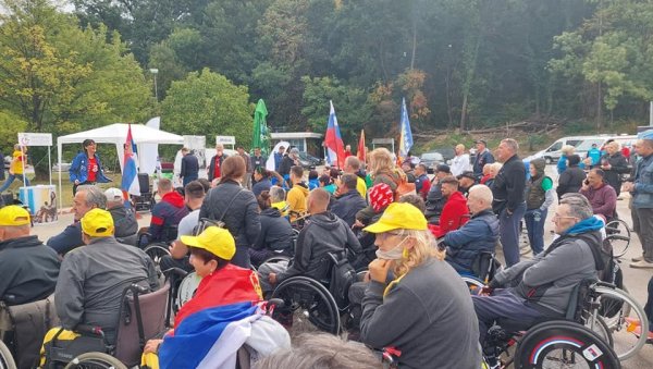 ПОБЕЂУЈЕ СПОРТСКИ ДУХ: Отворене Републичке спортске игре параплегичара и квадриплегичара ПОБЕЂУЈЕ СПОРТСКИ ДУХ: Отворене Републичке спортске игре параплегичара и квадриплегичара