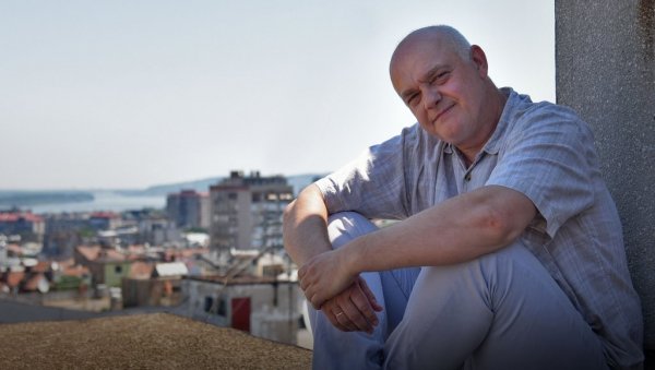 ГЕНЕРАЦИЈАМА ЈЕ ОБЕЛЕЖИО ДЕТИЊСТВО: Легендарне емисије по којима ћемо памтити Ненада Ненадовића ГЕНЕРАЦИЈАМА ЈЕ ОБЕЛЕЖИО ДЕТИЊСТВО: Легендарне емисије по којима ћемо памтити Ненада Ненадовића