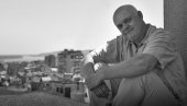 У ТВОМ НОВОМ НЕБЕСКОМ ТЕАТРУ, НАШ НАЈЈАЧИ АПЛАУЗ ПРИПАДА ТЕБИ... Колеге из Игре судбине дале дирљиву читуљу Неши Ненадовићу (ФОТО)