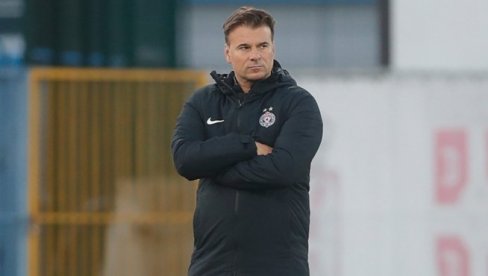 STANOJEVIĆ ARHIVIRAO SLUČAJ SUMA: nikad ne pričam loše o igračima, stavljam tačku na ovu priču STANOJEVIĆ ARHIVIRAO SLUČAJ SUMA: nikad ne pričam loše o igračima, stavljam tačku na ovu priču