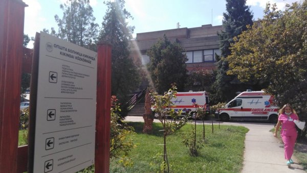 У БОЛНИЦИ У КИКИНДИ НА ЛЕЧЕЊУ 26 ПАЦИЈЕНАТА: Две породиље отпуштене кући, бебе негативне на корону У БОЛНИЦИ У КИКИНДИ НА ЛЕЧЕЊУ 26 ПАЦИЈЕНАТА: Две породиље отпуштене кући, бебе негативне на корону