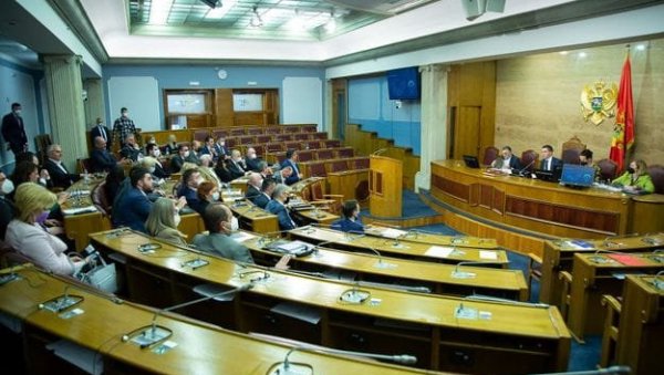 УРА И СНП СЕ ВЕЋ ДОГОВОРИЛИ? Извршна власт у Црној Гори на корак до формирања, очекује се сазивање Скупштине УРА И СНП СЕ ВЕЋ ДОГОВОРИЛИ? Извршна власт у Црној Гори на корак до формирања, очекује се сазивање Скупштине