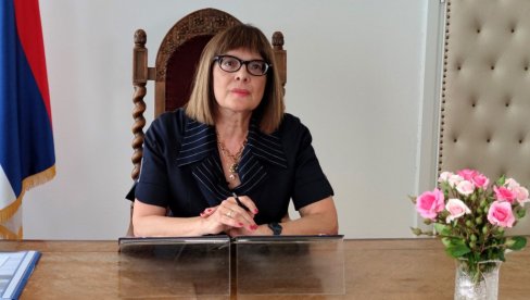 MINISTARKA KULTURE: Maja Gojković uputila telegram saučešća porodici Tasovca MINISTARKA KULTURE: Maja Gojković uputila telegram saučešća porodici Tasovca