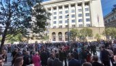 ОДЛОЖЕНО БАР ХИЉАДУ РОЧИШТА: Правосуђе данас било паралисано због штрајка адвоката ОДЛОЖЕНО БАР ХИЉАДУ РОЧИШТА: Правосуђе данас било паралисано због штрајка адвоката