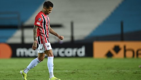 DANI ALVES NAPUSTIO SAO PAULO: Evo zašto se iskusni Brazilac odlučio na ovakav korak DANI ALVES NAPUSTIO SAO PAULO: Evo zašto se iskusni Brazilac odlučio na ovakav korak