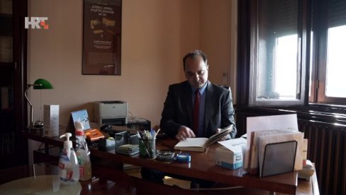 СРПСКО УЈЕДИЊЕЊЕ - СУПЕРИОРНА ИДЕЈА: Историчар Александар Раковић на ХРТ-у о концепту око ког се дигла велика прашина СРПСКО УЈЕДИЊЕЊЕ - СУПЕРИОРНА ИДЕЈА: Историчар Александар Раковић на ХРТ-у о концепту око ког се дигла велика прашина