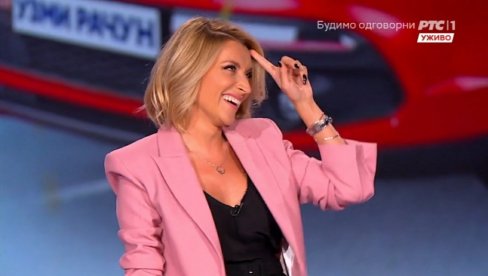 АНЂЕЛКА ПРПИЋ ДОНЕЛА СРЕЋУ: Познато ко је добио стан у наградној игри Узми рачун и победи 2021 АНЂЕЛКА ПРПИЋ ДОНЕЛА СРЕЋУ: Познато ко је добио стан у наградној игри Узми рачун и победи 2021