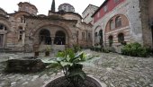 TRESLA SE I SRPSKA SVETINJA : Zemljotres na Svetoj gori uoči slave manastira Hilandar TRESLA SE I SRPSKA SVETINJA : Zemljotres na Svetoj gori uoči slave manastira Hilandar