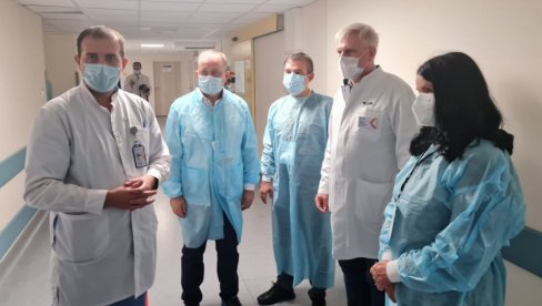 РАЗМЕНА БЛАГА ВРЕДНА: Делегација Бијељинске болнице на великом скупу у Русији РАЗМЕНА БЛАГА ВРЕДНА: Делегација Бијељинске болнице на великом скупу у Русији